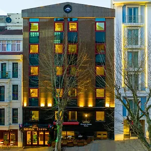Golden Crown Hotell